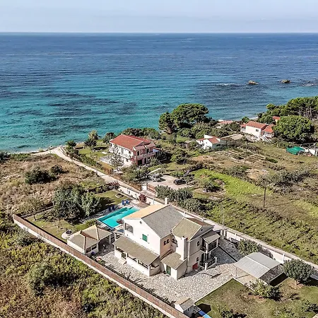 Skidi House Ágios Matthaíos