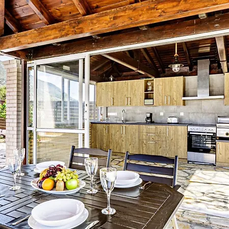 Skidi House בית נופש