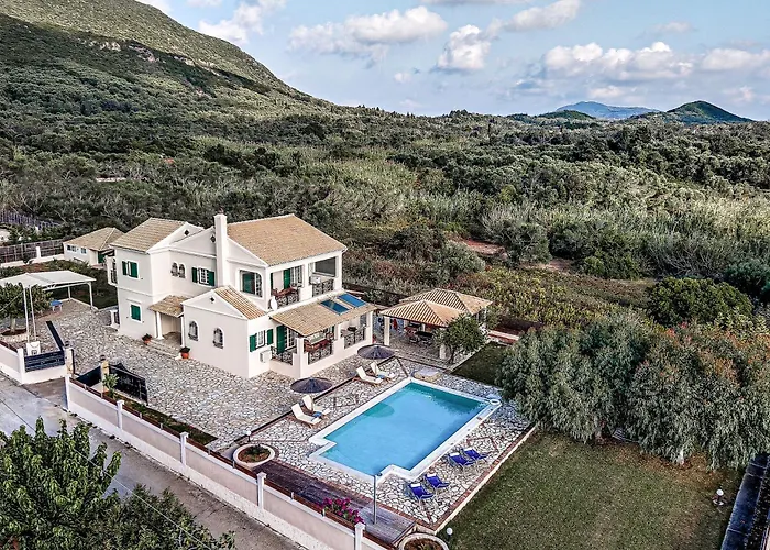 Сasa de vacaciones Skidi House